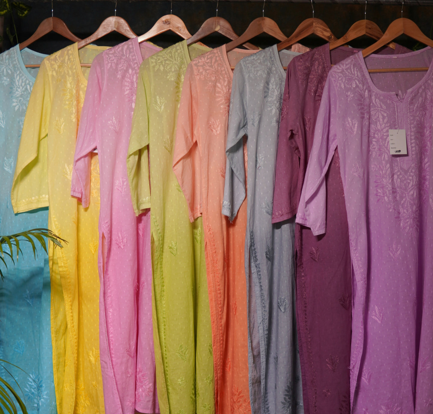 Pure Dobhi Cotton Classic Chikankari Ombre Plazo Set