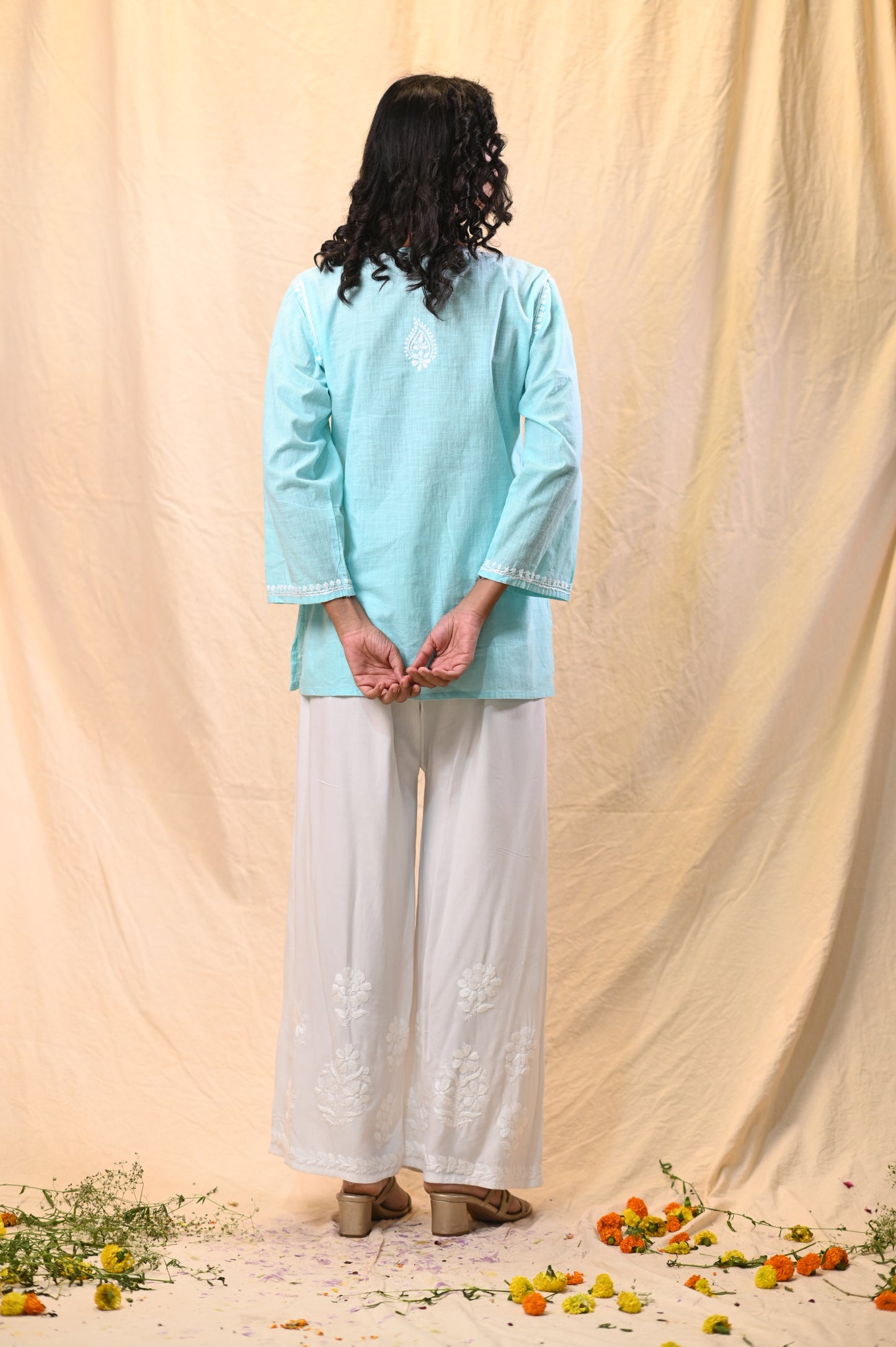 Classic Linen Chikankari Short Top