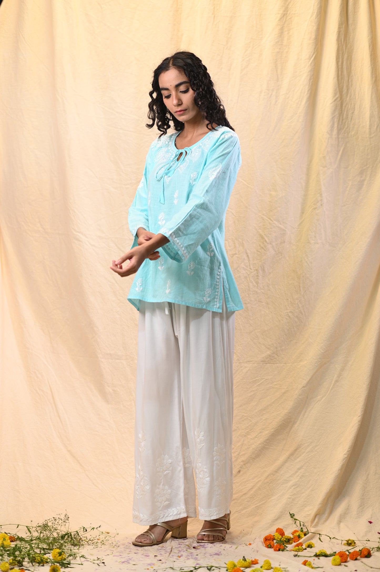 Classic Linen Chikankari Short Top