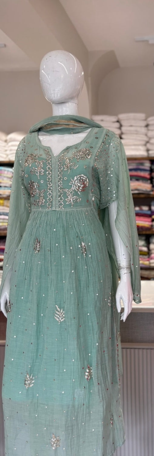 Classic Lucknowi Chikankari artistery on Premium fabric.